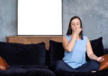 Chandra Bhedana Pranayama (Left Nostril Breathing): Steps, Benefits, Precautions