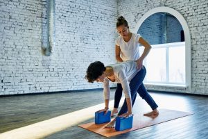 12 Qualities That Makes A Good Yoga Teacher 12 Qualities That Makes A Good Yoga Teacher